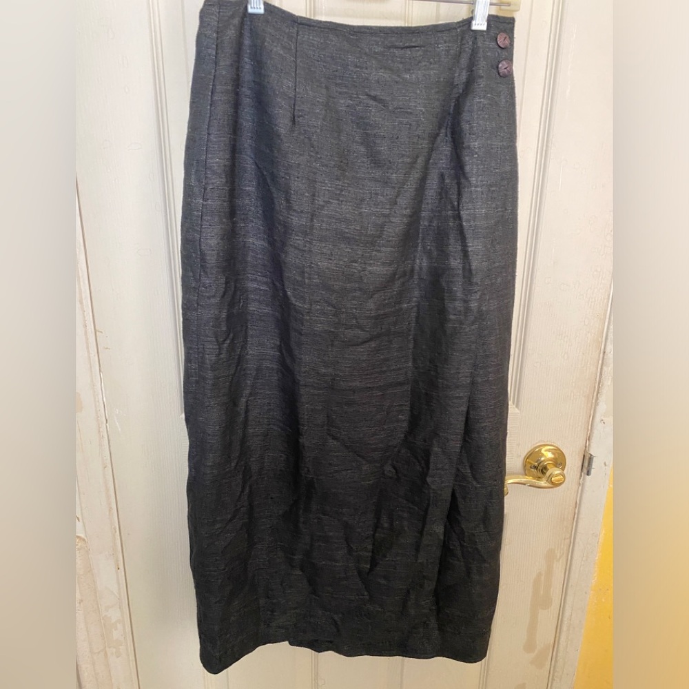 Vintage Wrap Dark Gray Raw Silk Skirt Women’s size Medium in Good Condition